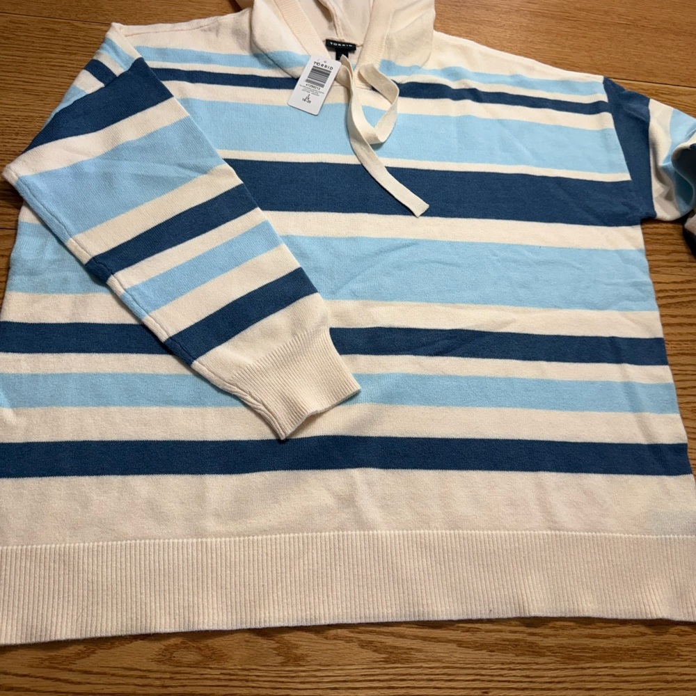 Torrid Cream and Blue Striped Pullover Hooded Sweater Size 2 (2X)
